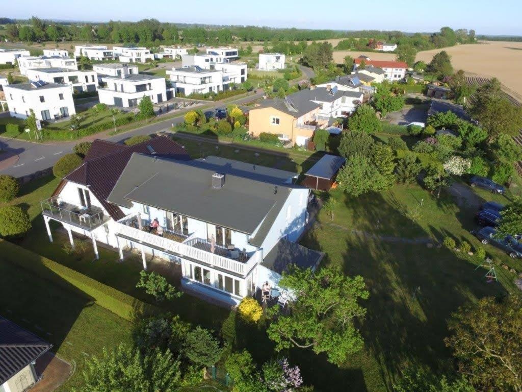 Strandlaeufer Kuehlungsborn Exterior photo